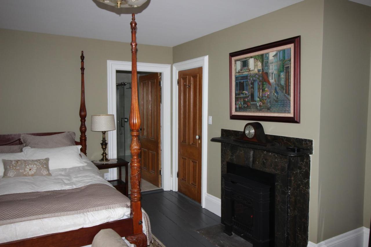 Maplehurst Manor Bed And Breakfast Dorchester Extérieur photo