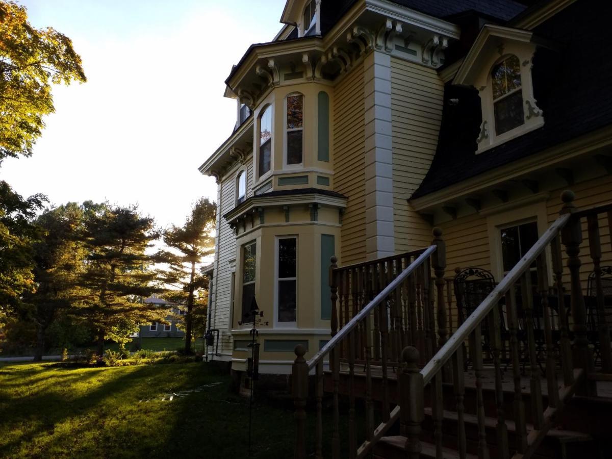 Maplehurst Manor Bed And Breakfast Dorchester Extérieur photo